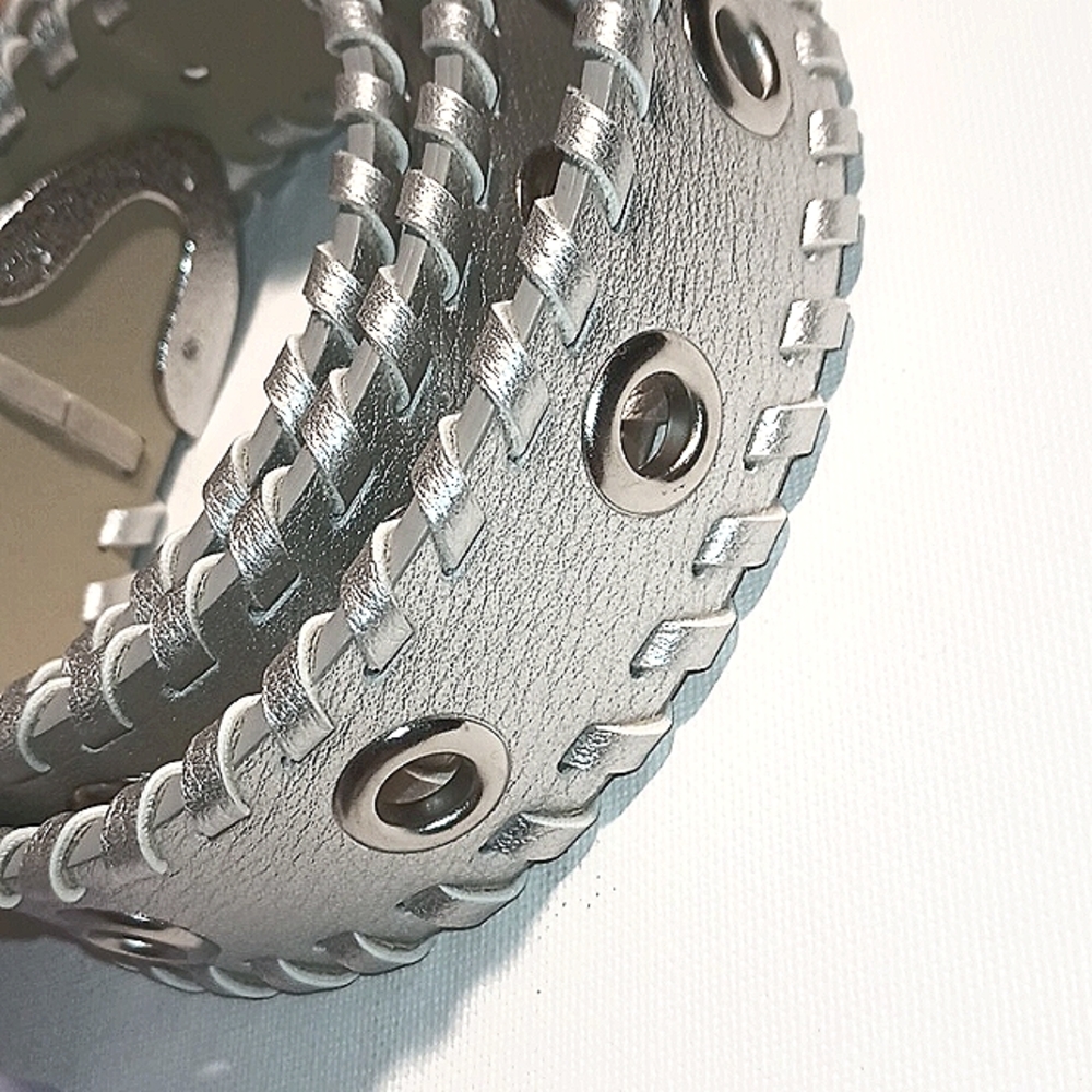 50% OFF MADDEN GIRL SILVER LEATHER BELT WITH WESTERN STYLE - Picture 2 of 3